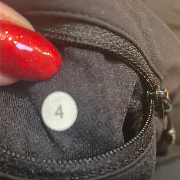 lululemon A athletica Black Leggings with Wide Waistband and Capri Length - Picture 7 of 8